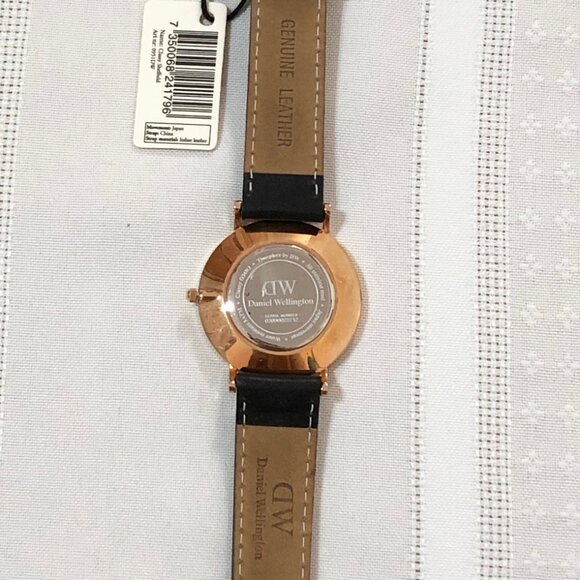 Daniel Wellington Women Leather Watch - Classy Sheffield Rose Gold - Picture 4 of 6